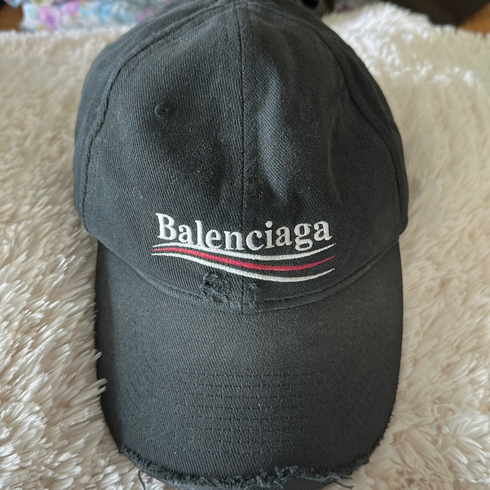 Balenciaga cotton distressed baseball hat